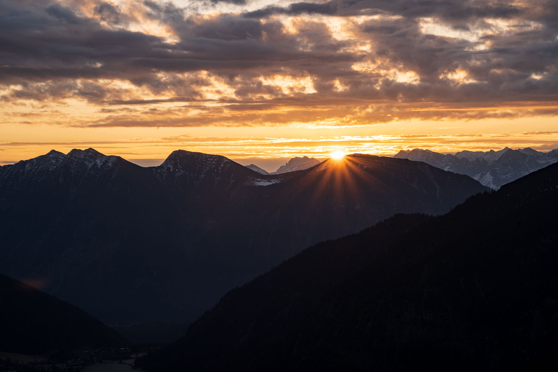Sonnenaufgang am Sonnenberg